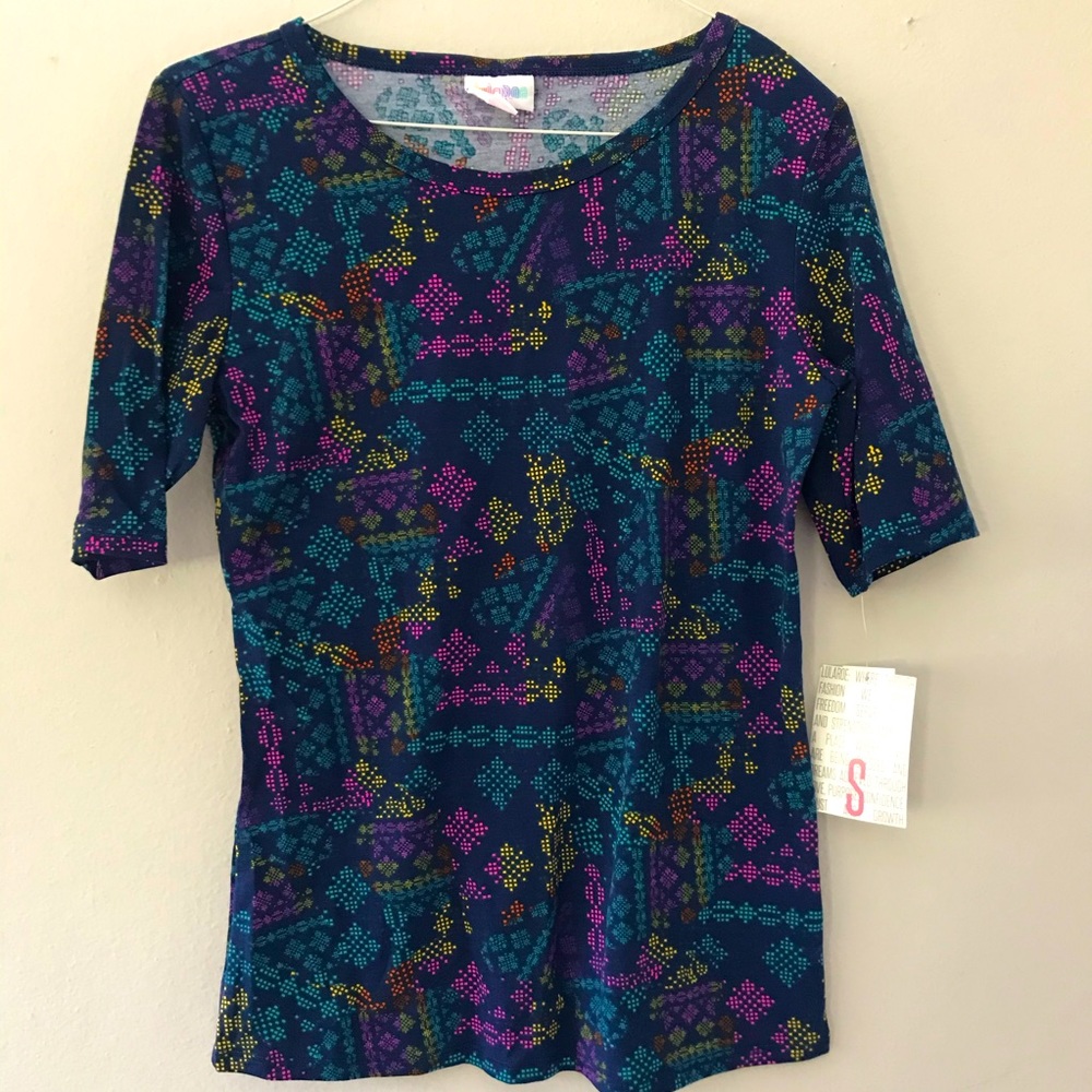 LuLaRoe Gigi Top Size Small